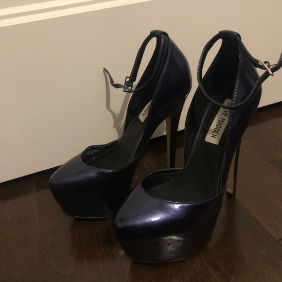 Purple ankle-strap heels - Picture 3 of 4